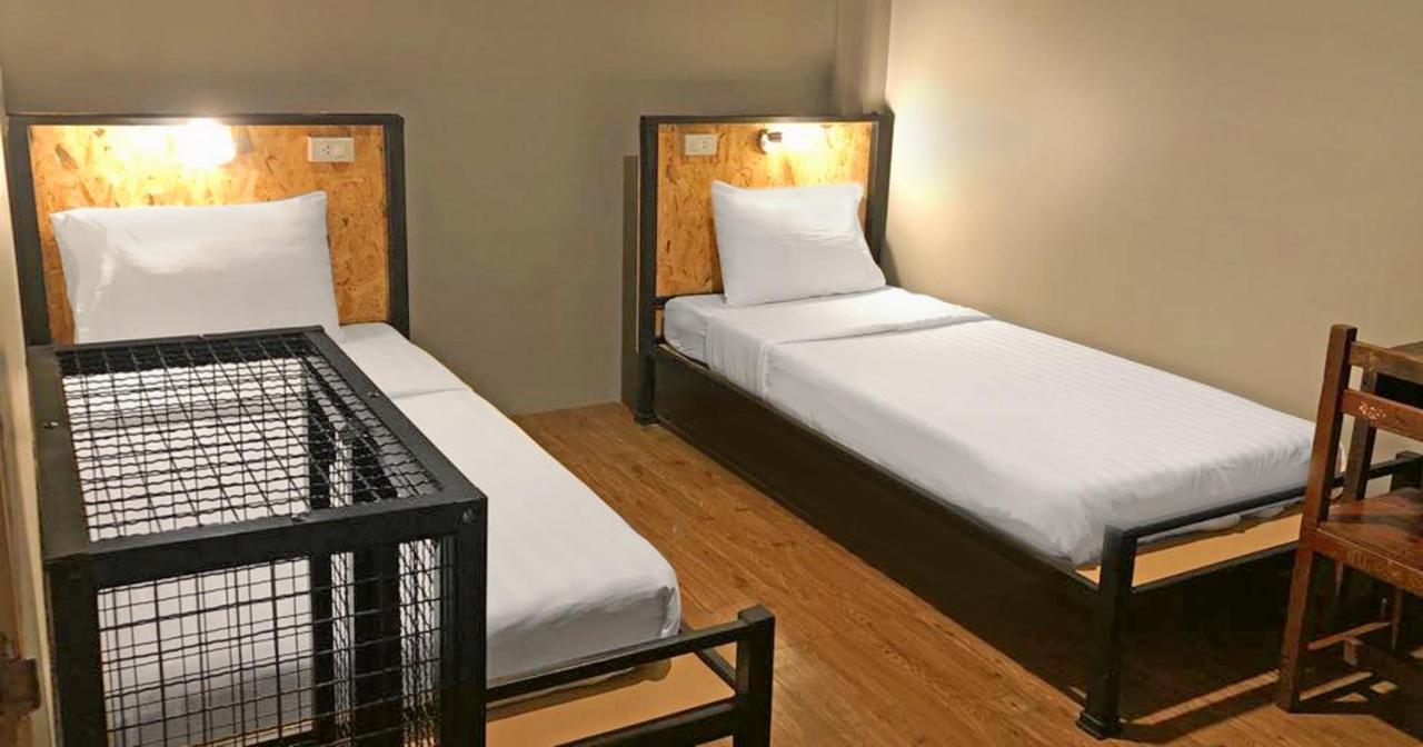 Ok Chic Phuket Hostel Экстерьер фото